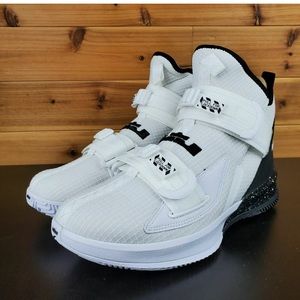 Nike lebron soldier 13